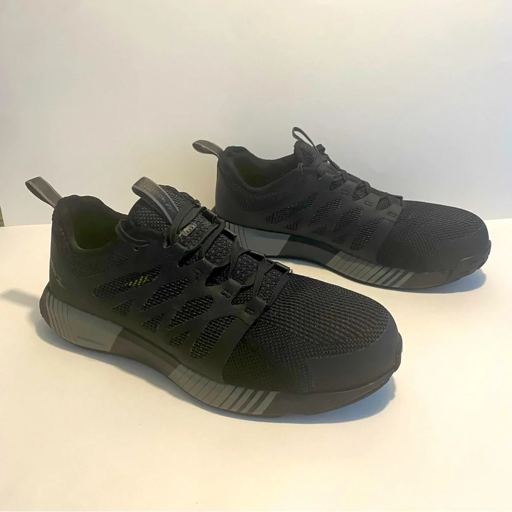 PRICE DROP Reebok Size 11W Fusion Flexweave Cage Composite Toe Shoe in Black - Picture 1 of 7